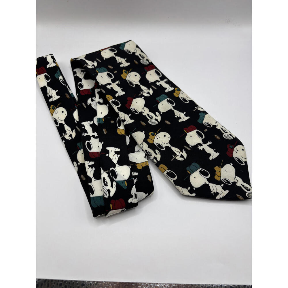 Snoopy Silk Tie Traditional - Fun and Whimsical Design